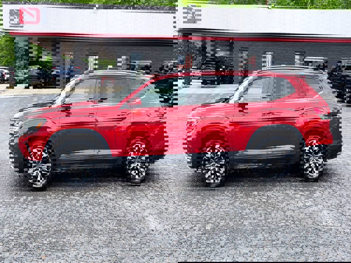 Used 2022 Volkswagen Atlas SE w/ Panoramic Sunroof Package AWD/4WD image 3