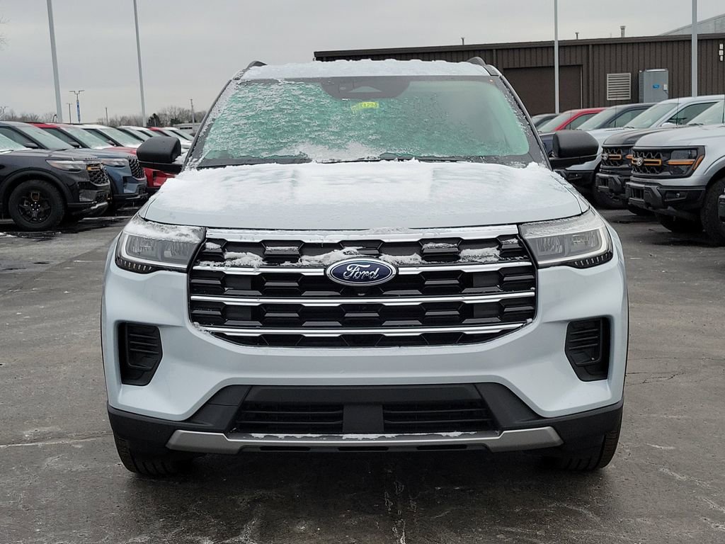 New 2026 Ford Explorer Active video 2