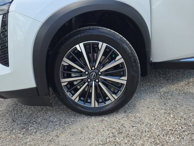 Used 2026 Nissan Pathfinder Platinum FWD image 29