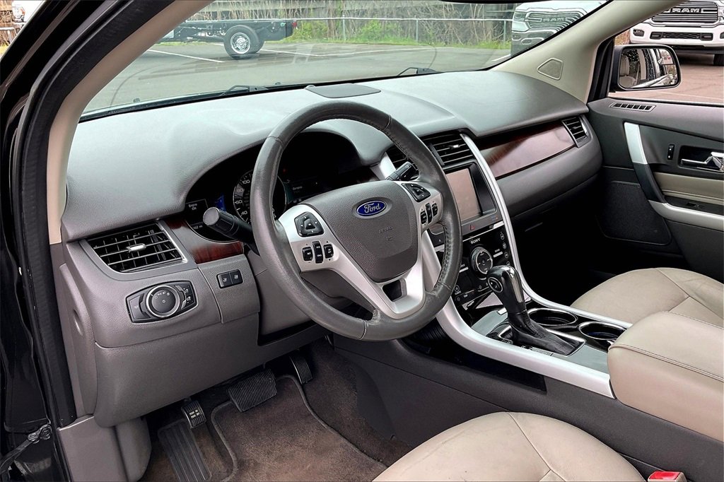 Used 2014 Ford Edge Limited image 11