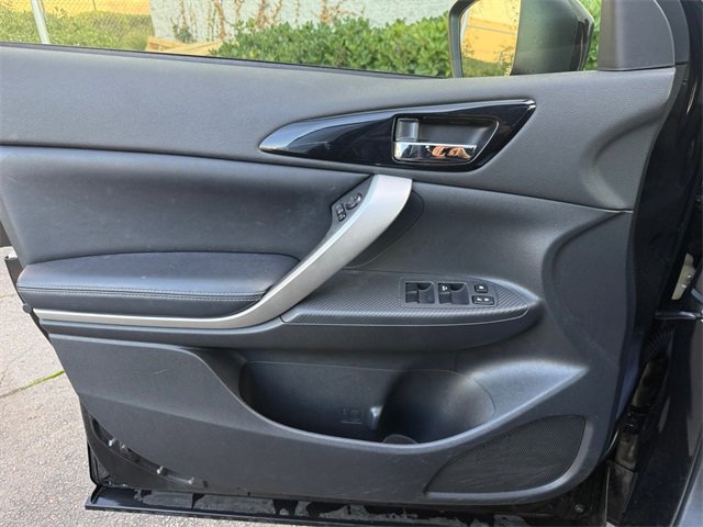 Used 2022 Mitsubishi Eclipse Cross SE image 10