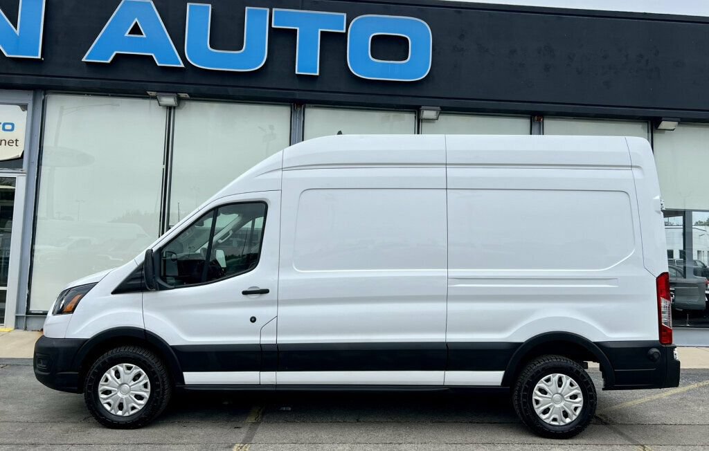 Used 2023 Ford E-Transit 148 High Roof w/ Load Area Protection Package RWD image 28