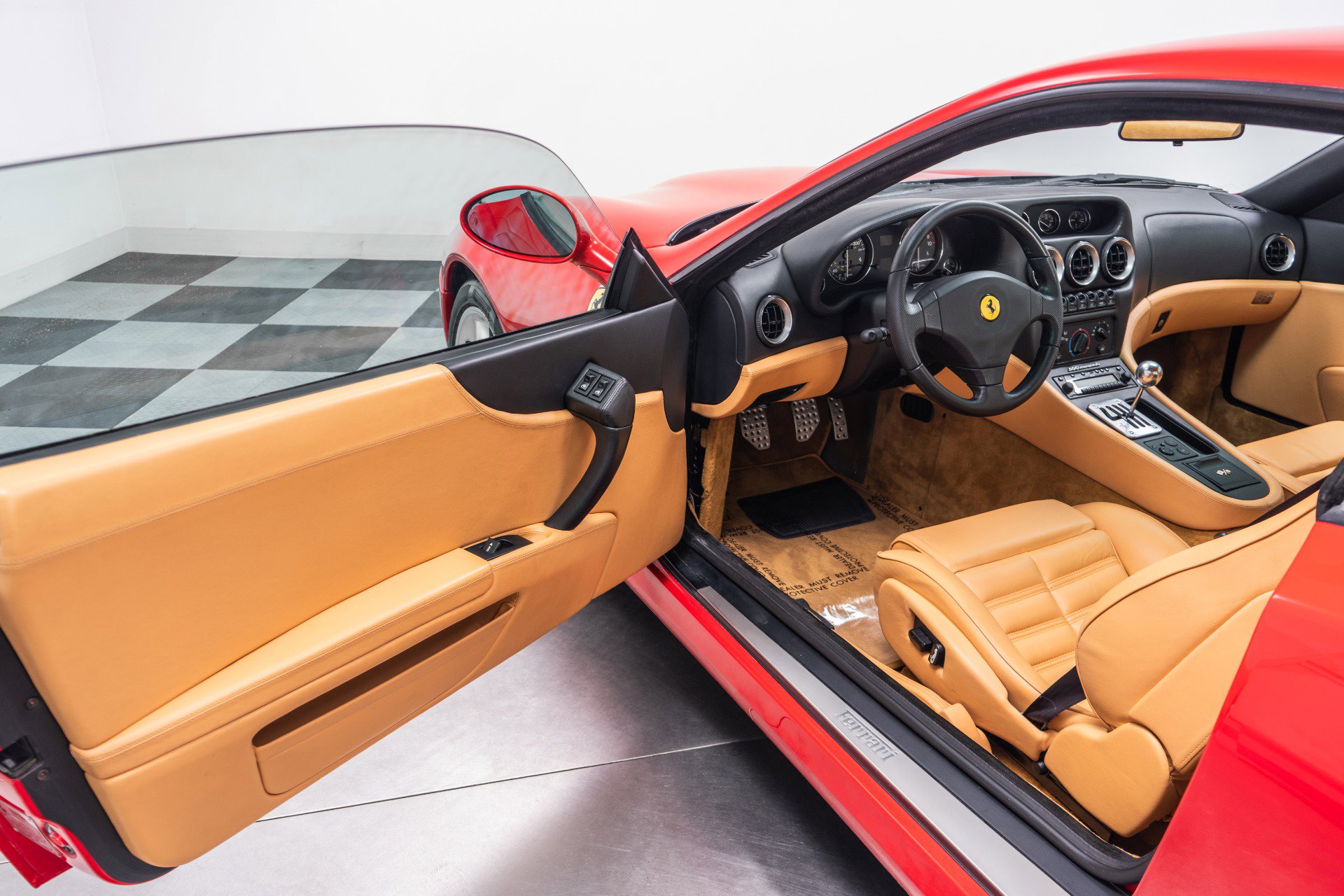 Used 2001 Ferrari 550 Maranello Coupe RWD image 22