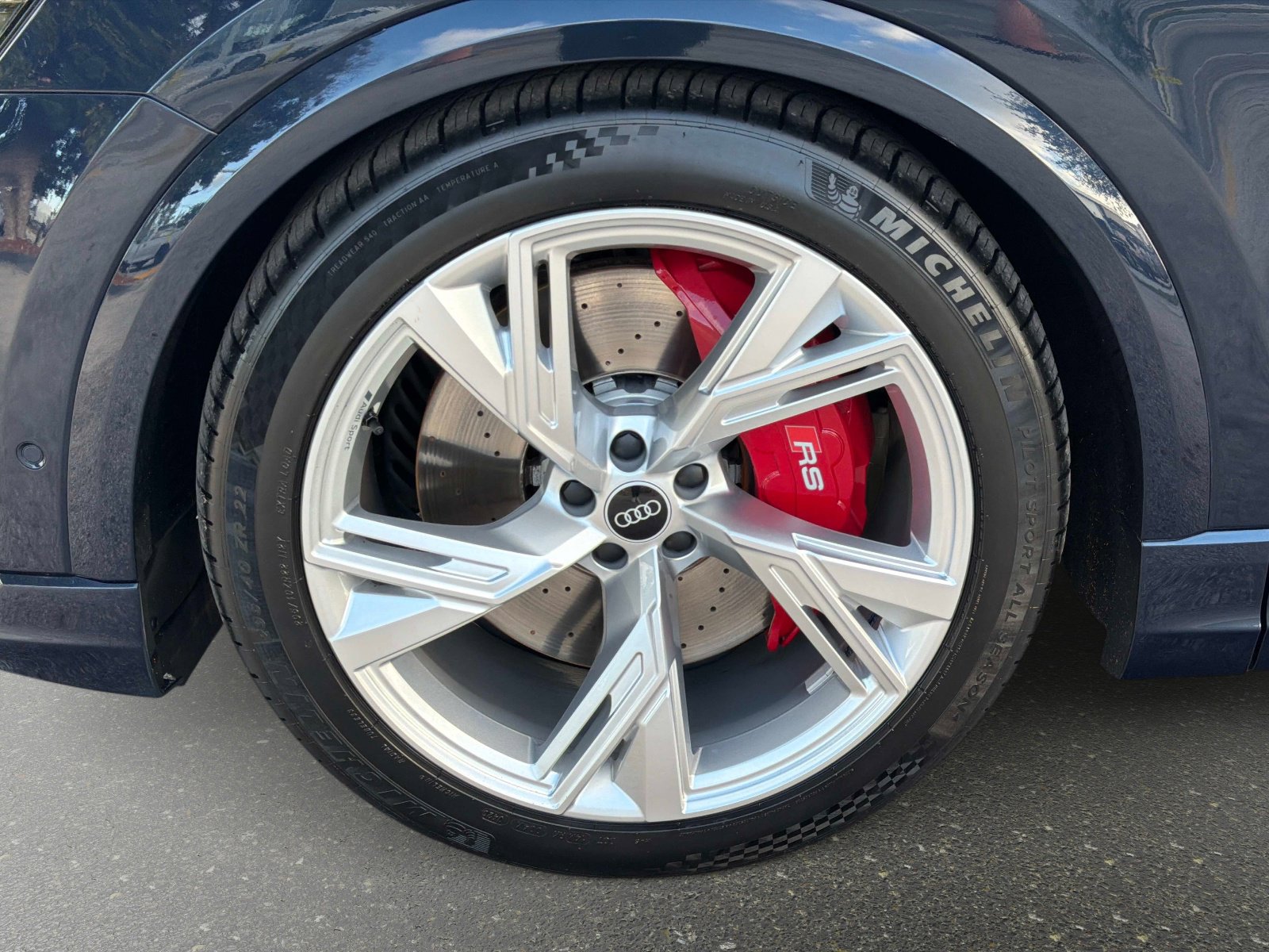 Used 2024 Audi RS Q8 image 12