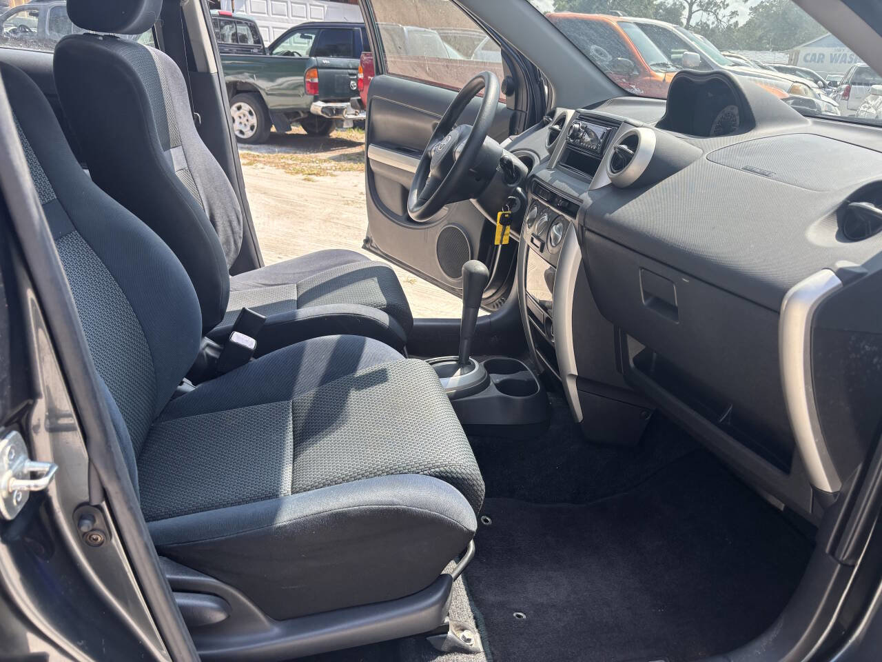 Used 2006 Scion xA Base 4dr Hatchback w/Automatic image 14