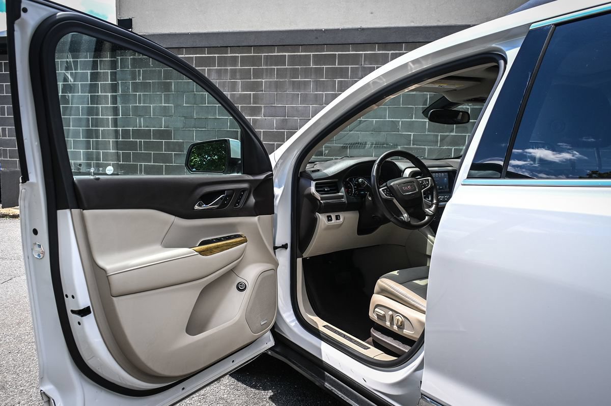 Used 2018 GMC Acadia Denali AWD/4WD image 7