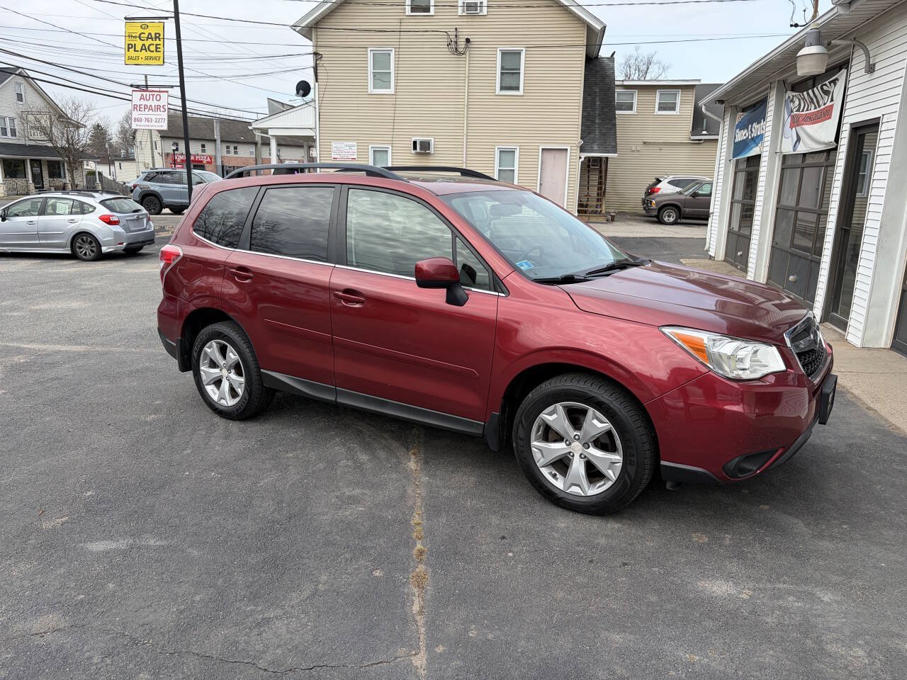 Used 2015 Subaru Forester 2.5i Limited AWD/4WD image 2