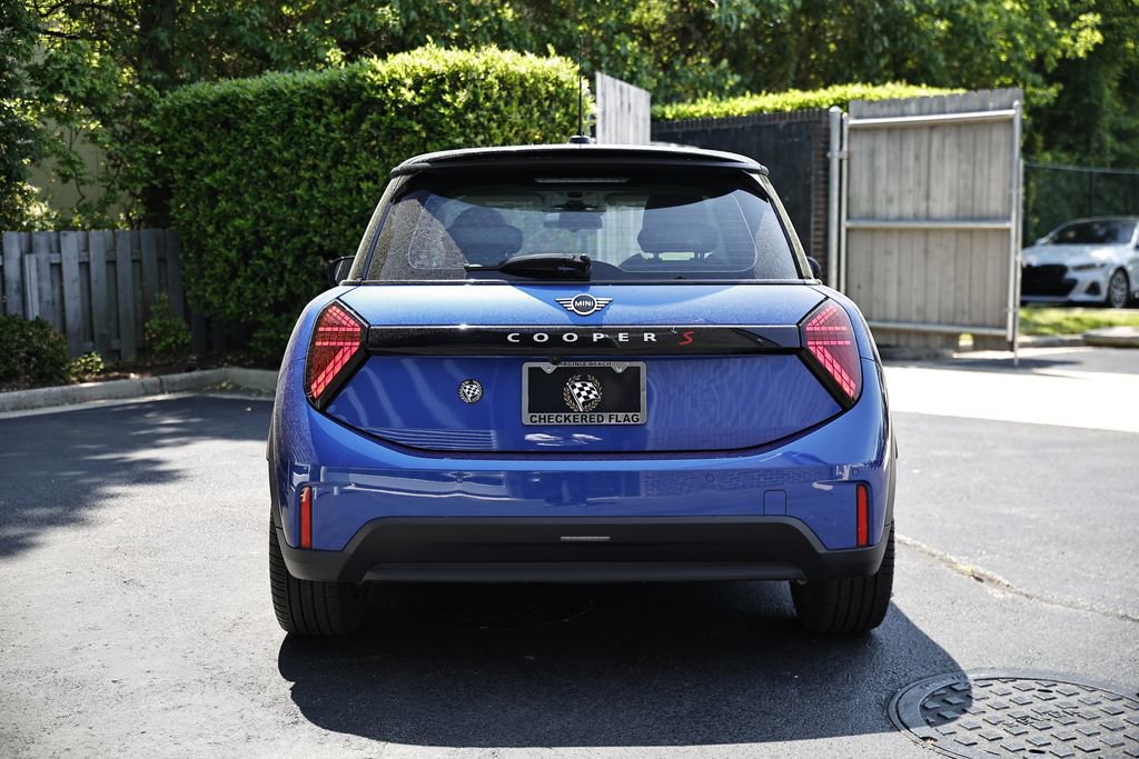 Used 2025 MINI Cooper S FWD image 9