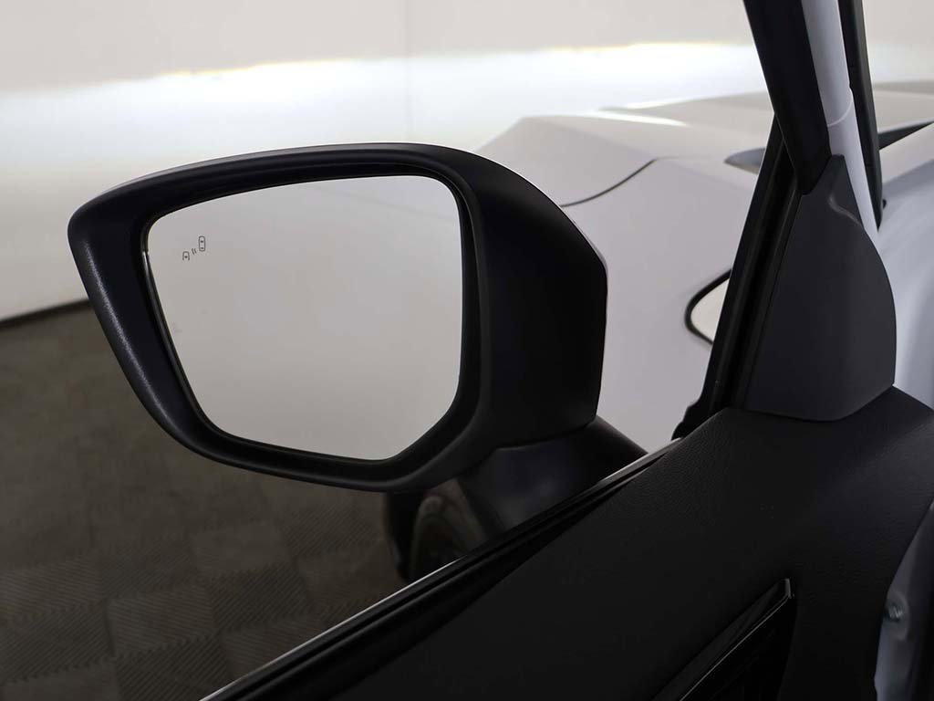 New 2026 Mitsubishi Eclipse Cross Black Edition image 32