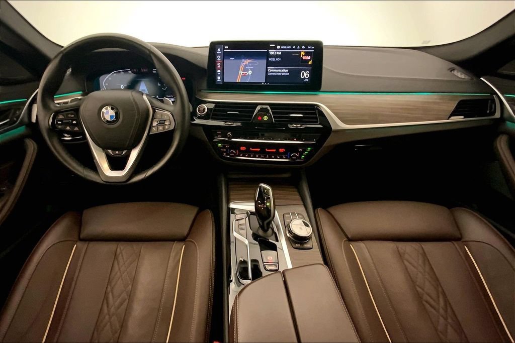 Used 2021 BMW 540i xDrive w/ Executive Package AWD/4WD image 16
