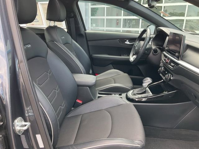 Used 2022 Kia Forte GT-Line w/ GT-Line Premium Package FWD image 18