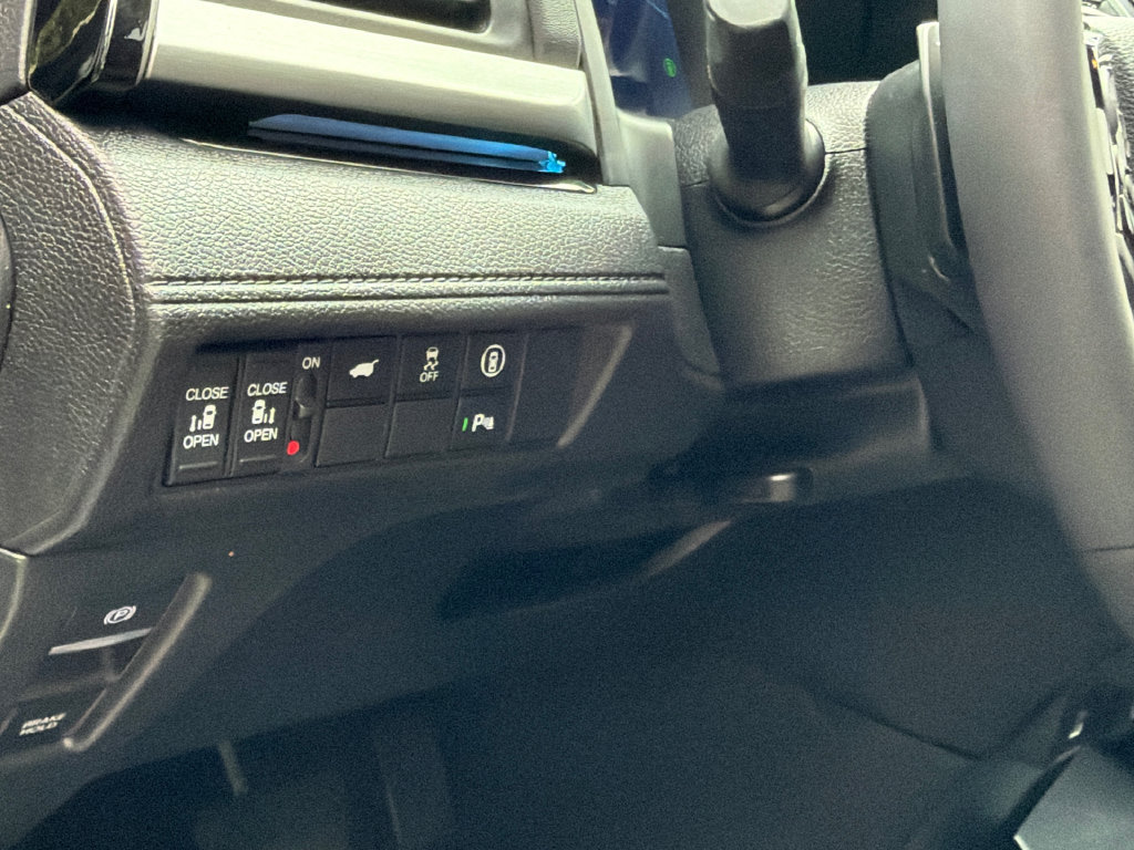 Used 2023 Honda Odyssey Touring image 19