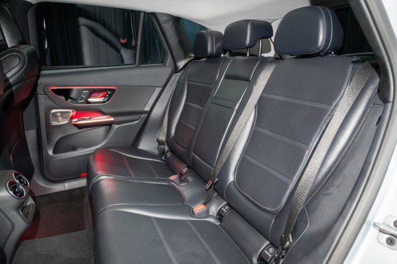 New 2026 Mercedes-Benz GLC 300 image 13
