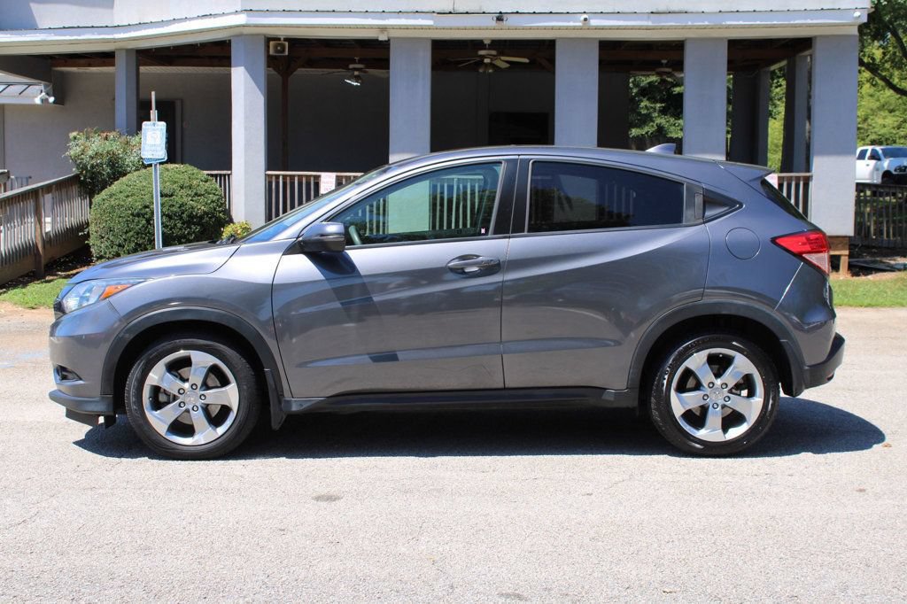Used 2017 Honda HR-V EX image 4