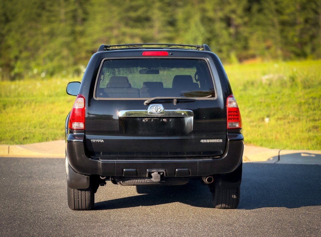 Used 2007 Toyota 4Runner Sport AWD/4WD image 10