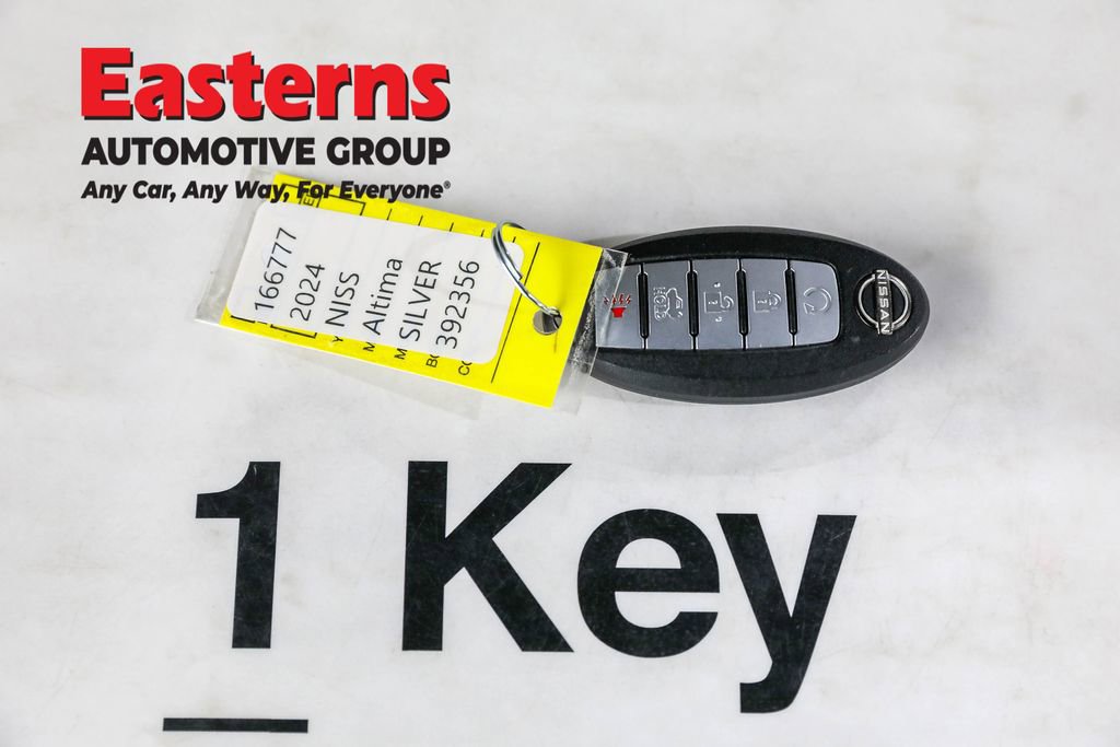 Used 2024 Nissan Altima 2.5 SV image 23