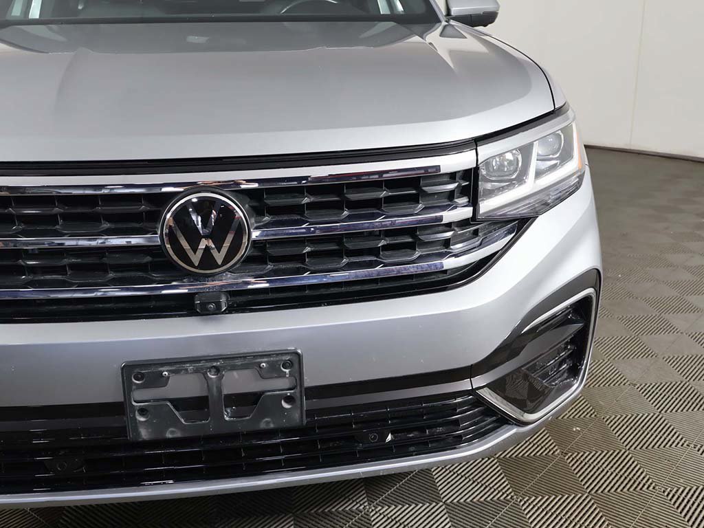 Used 2023 Volkswagen Atlas Cross Sport SEL Premium R-Line AWD/4WD image 17