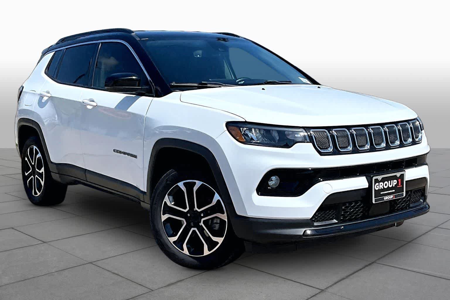 Used 2022 Jeep Compass Limited AWD/4WD image 3