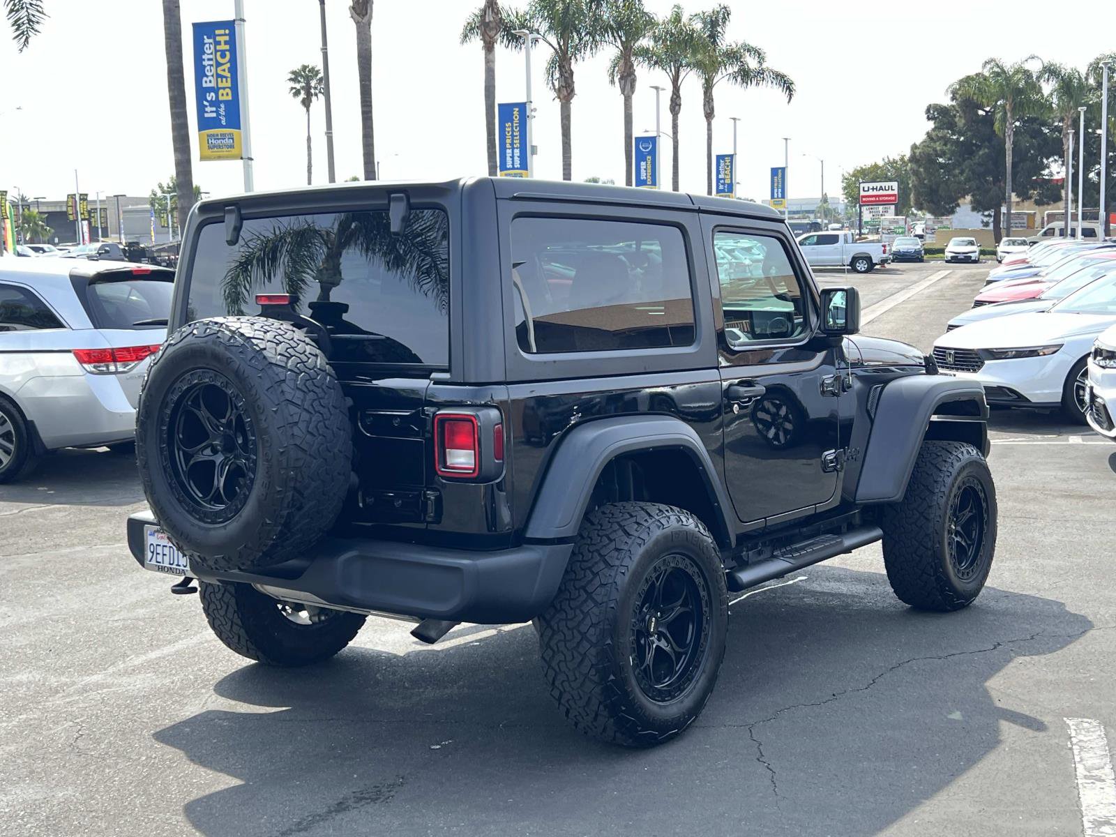 Used 2023 Jeep Wrangler Sport S image 22