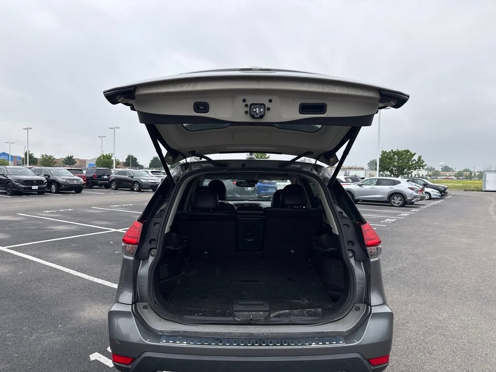 Used 2017 Nissan Rogue SL AWD/4WD image 10
