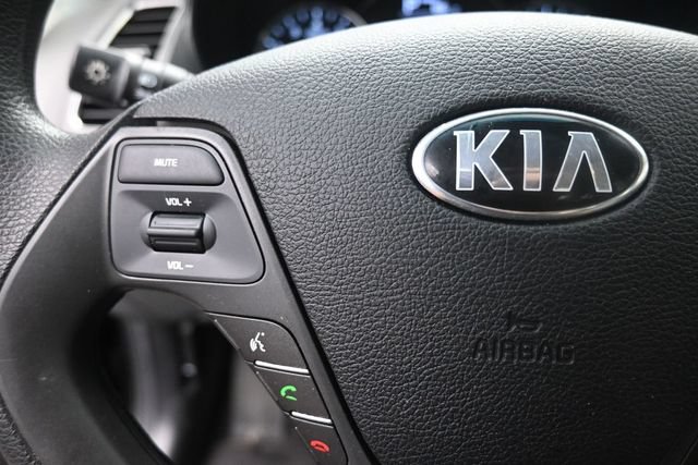 Used 2017 Kia Forte LX FWD image 15