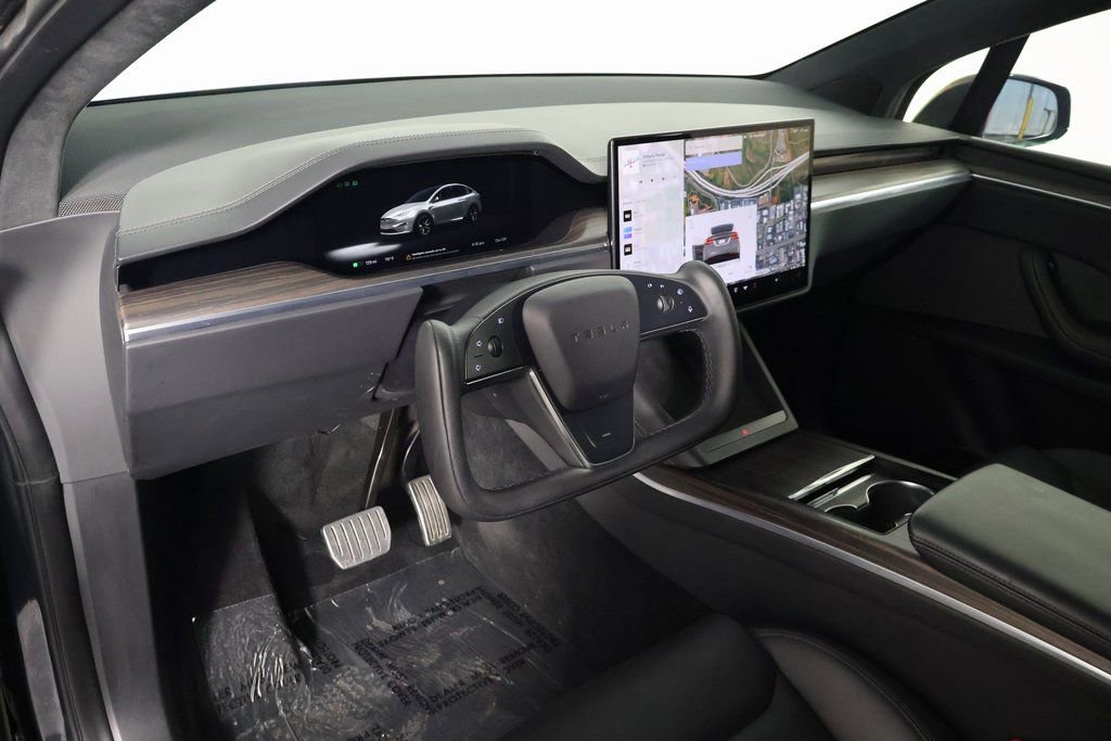 Used 2023 Tesla Model X AWD/4WD image 7