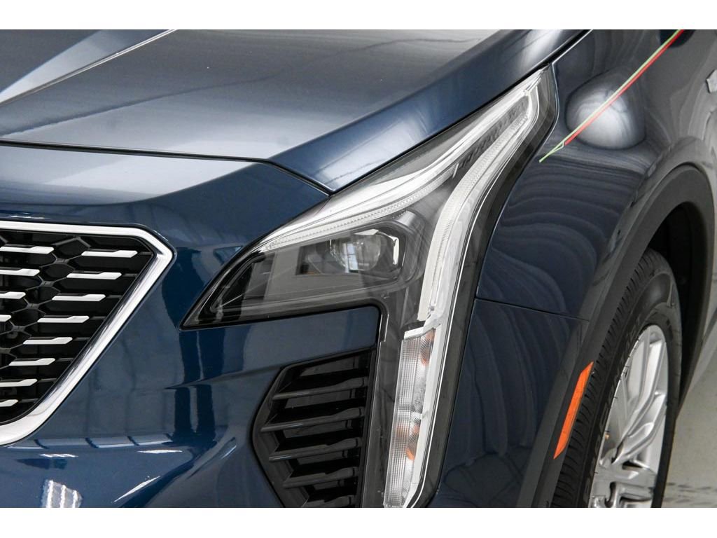 Certified 2022 Cadillac XT4 Premium Luxury w/ Enhanced Visibility Package AWD/4WD image 25