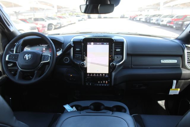 Used 2025 RAM 2500 Laramie AWD/4WD image 23