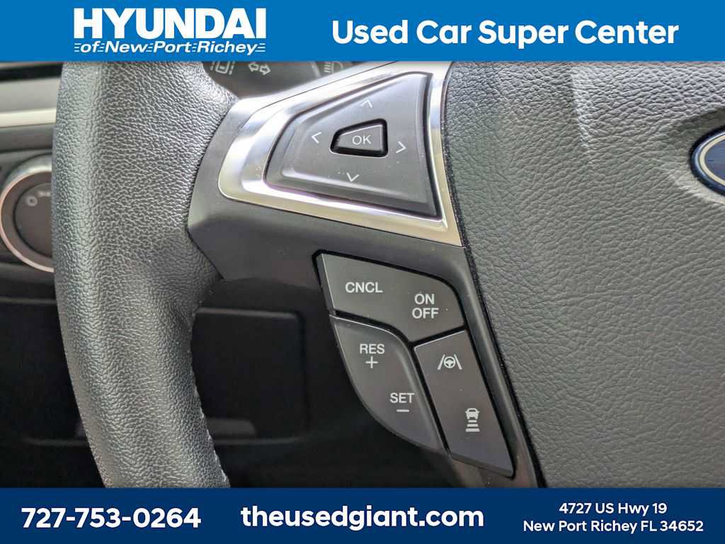 Used 2020 Ford Edge SEL FWD image 32
