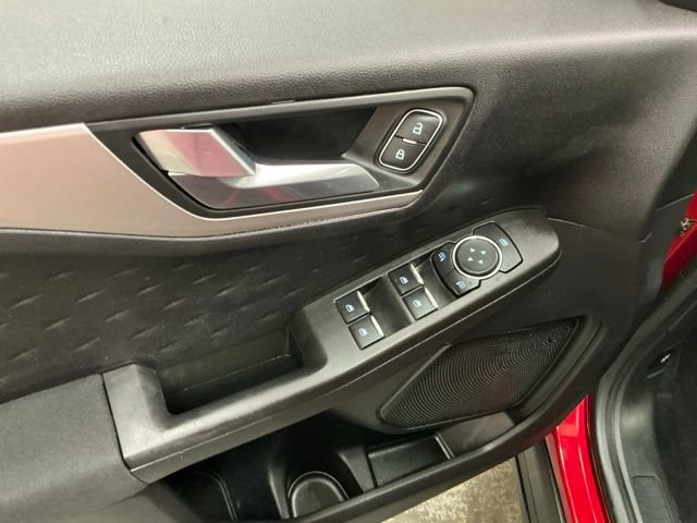 Used 2020 Ford Escape SE FWD image 15