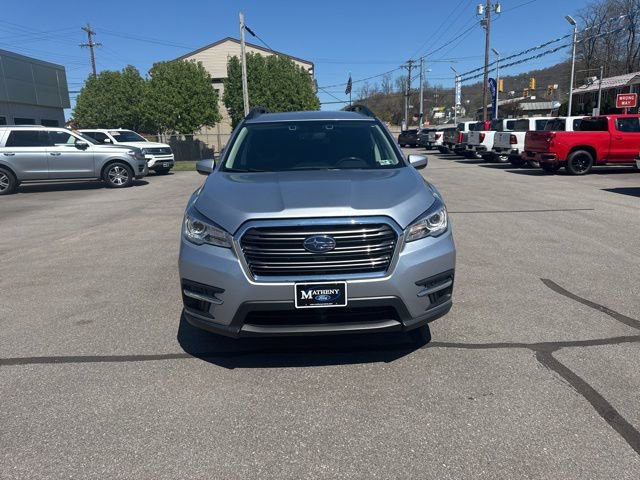 Used 2022 Subaru Ascent Premium w/ Convenience Package image 2