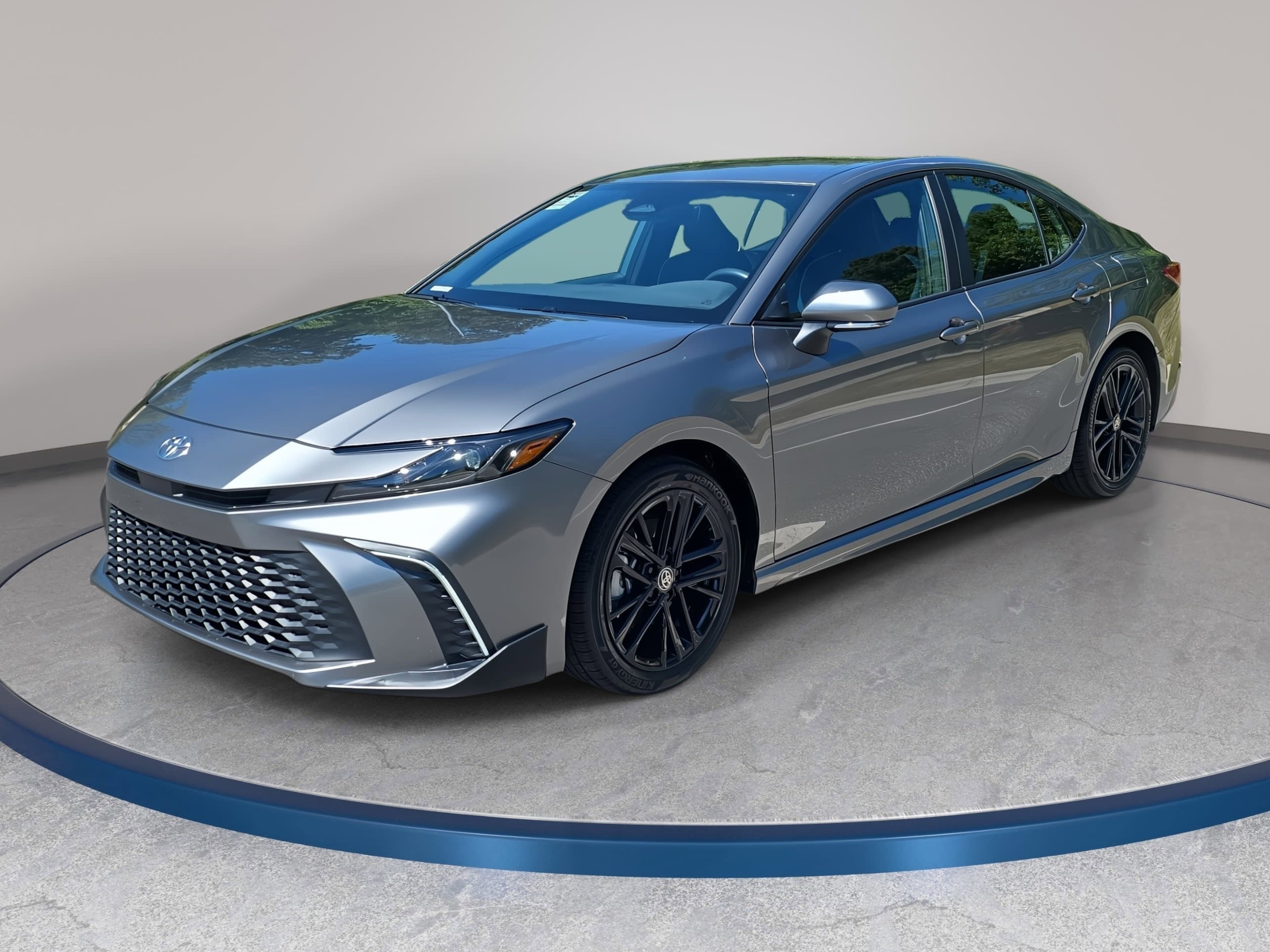 Used 2025 Toyota Camry SE