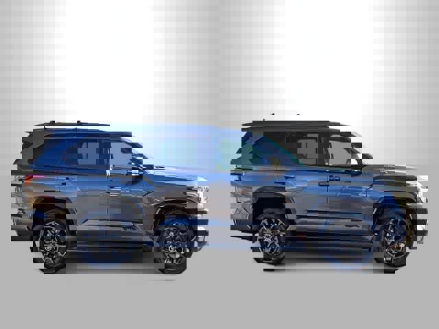 Used 2024 Toyota Sequoia Platinum image 9