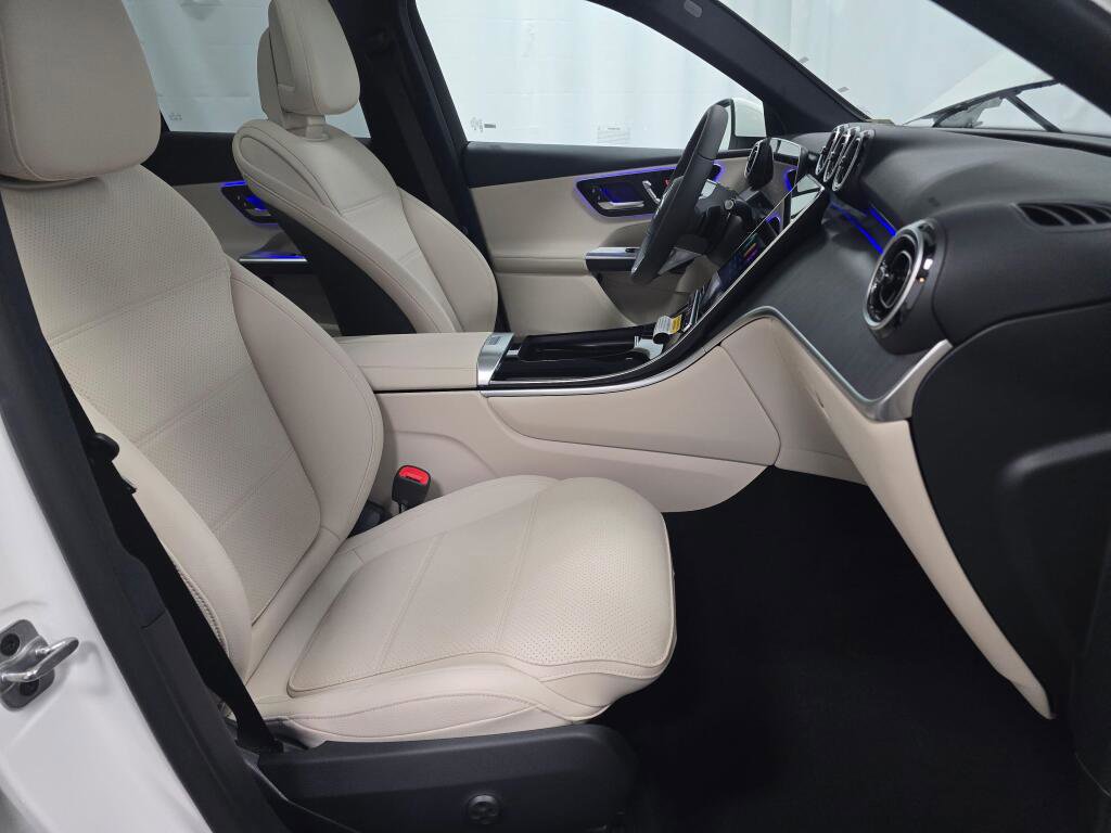 New 2026 Mercedes-Benz GLC 300 4MATIC image 27