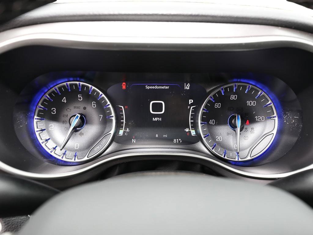 New 2026 Chrysler Pacifica Select AWD/4WD image 13