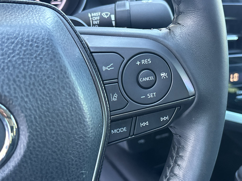Used 2024 Toyota Camry SE w/ Convenience Package FWD image 15