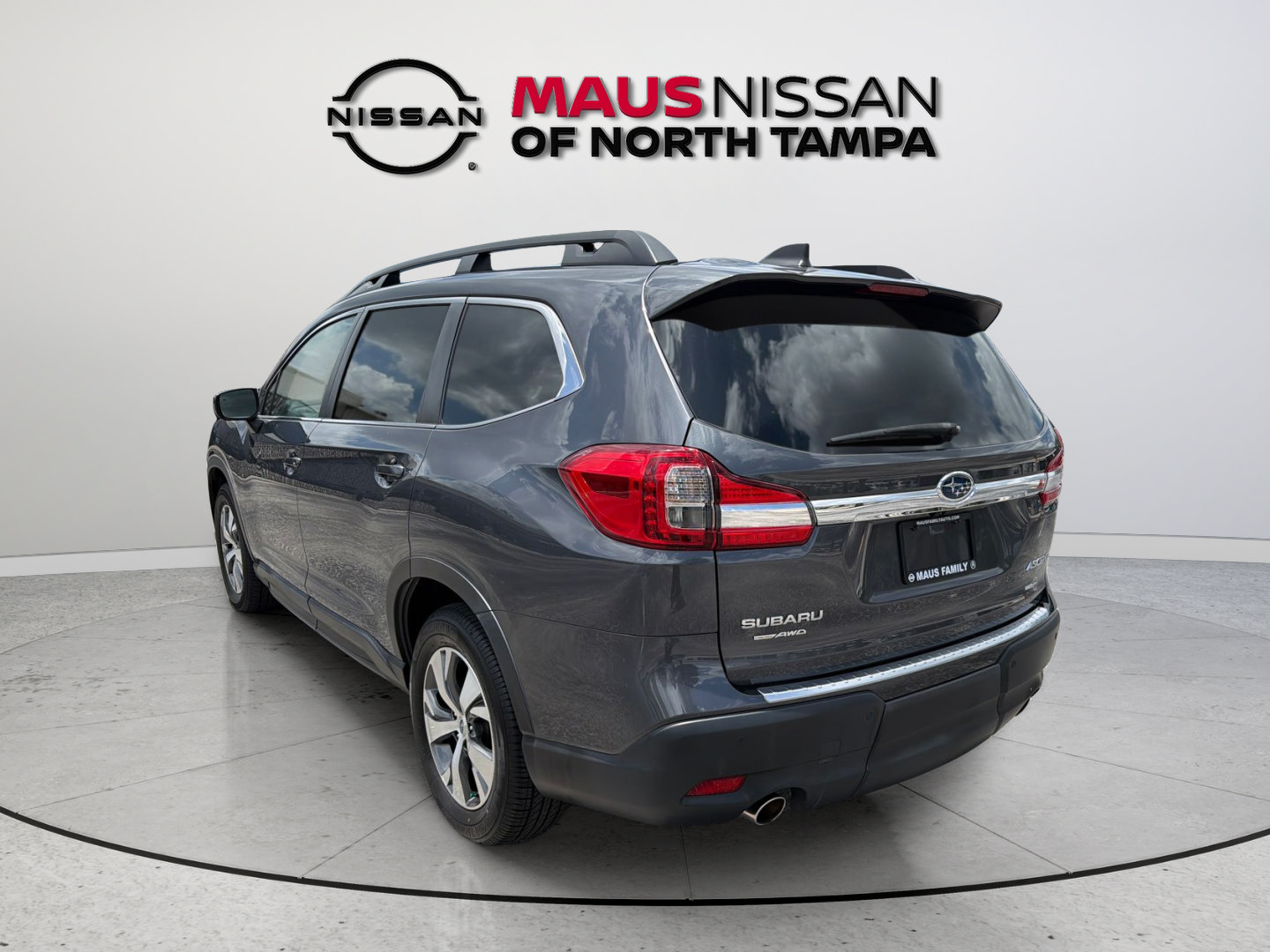 Used 2022 Subaru Ascent Premium w/ Convenience Package AWD/4WD image 5
