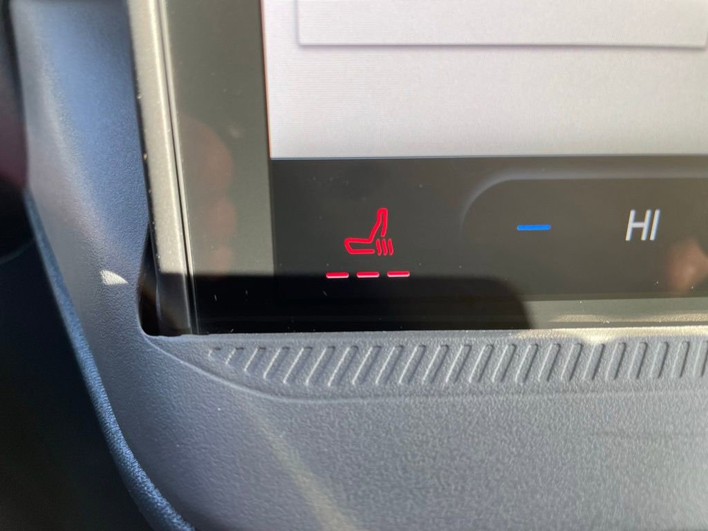 New 2026 Ford Maverick Lariat w/ Black Appearance Package image 10