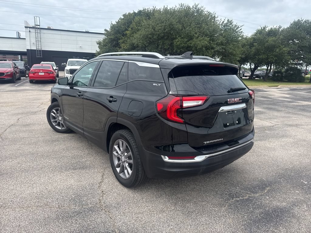 Used 2024 GMC Terrain SLT FWD image 5