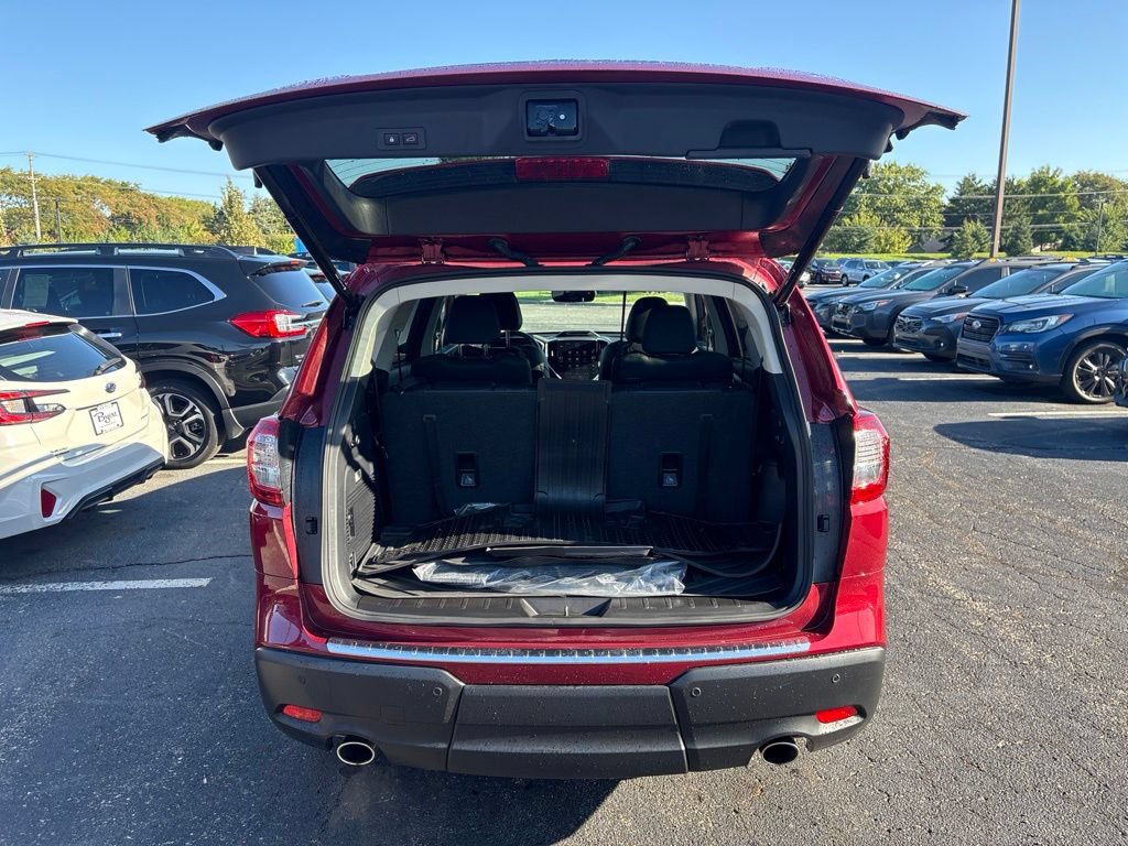 Certified 2026 Subaru Ascent Limited w/ Popular Package #1 AWD/4WD image 8