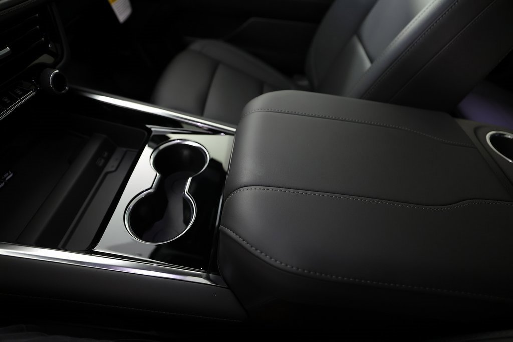 Used 2026 Chevrolet Tahoe Z71 w/ Comfort Package image 42