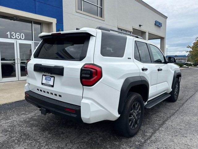 Used 2025 Toyota 4Runner SR5 AWD/4WD image 16