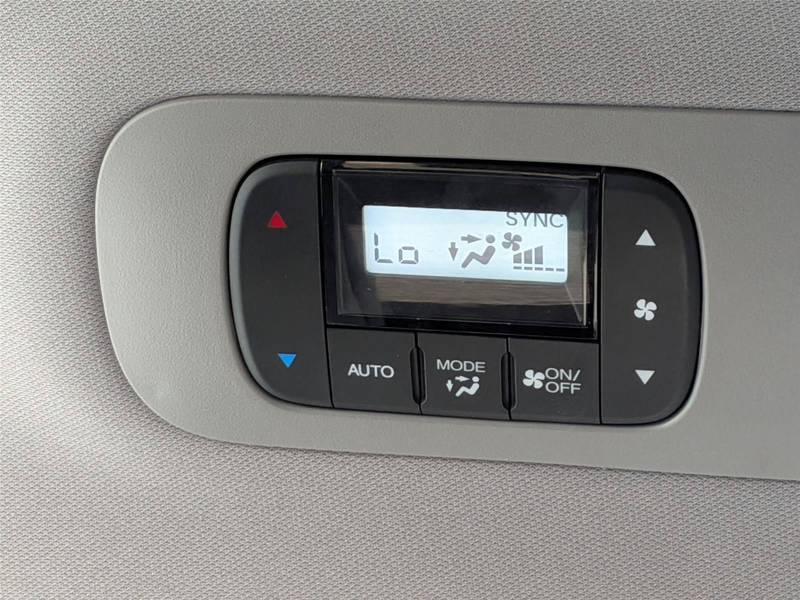 Certified 2024 Honda Odyssey Elite image 32