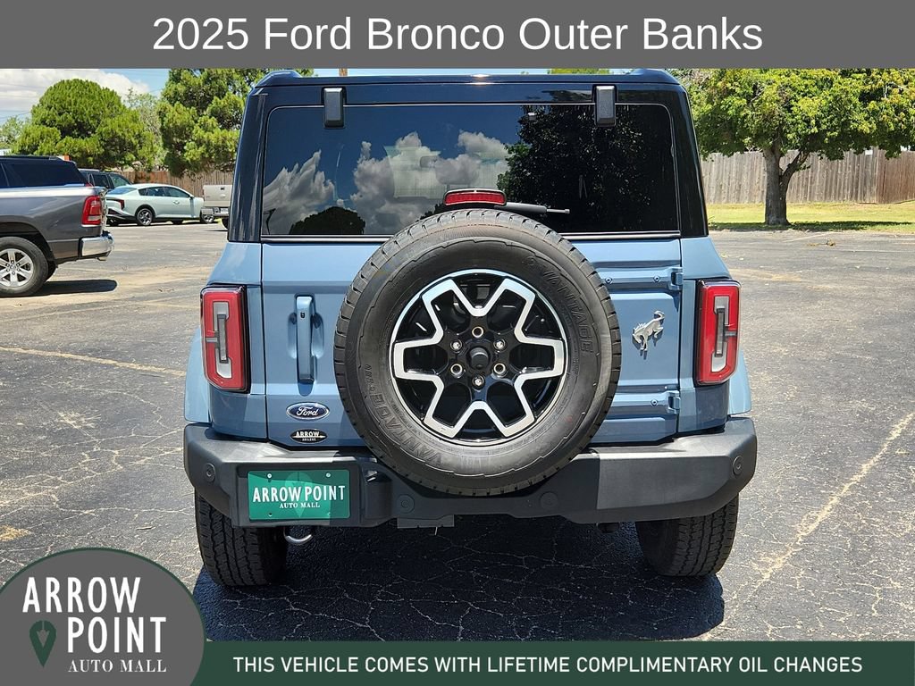 Used 2025 Ford Bronco Outer Banks AWD/4WD image 10