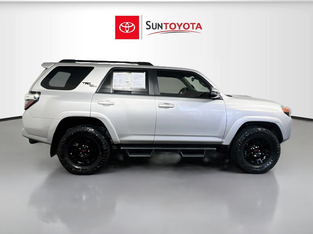 Used 2024 Toyota 4Runner TRD Off-Road Premium w/ Moonroof Package AWD/4WD image 2