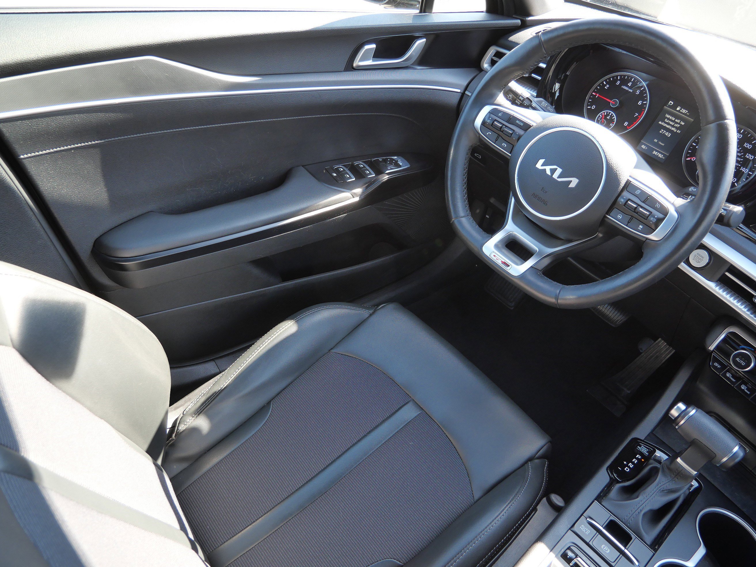 Used 2022 Kia K5 GT-Line w/ GT-Line Awd Premium Package image 9