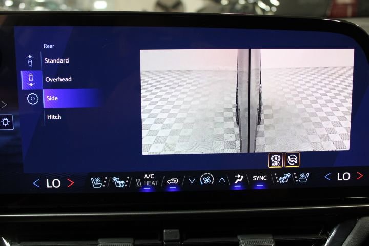 New 2026 Chevrolet Equinox EV RS image 50