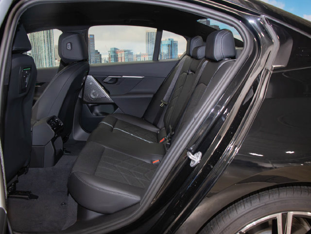 New 2026 BMW i5 M60 AWD/4WD image 20