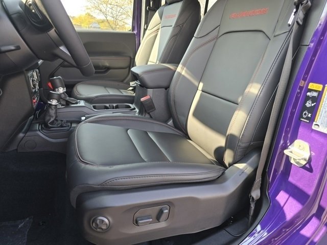New 2026 Jeep Wrangler Unlimited Rubicon w/ Convenience Group image 5