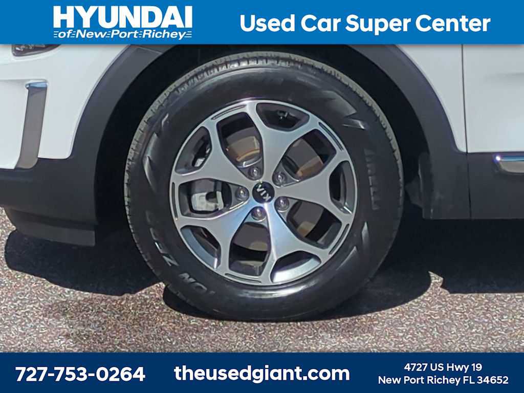 Used 2020 Kia Telluride EX w/ Towing Package FWD image 10